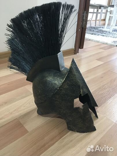 Спартанский шлем