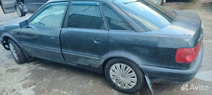 Запчасти на Audi 80 B4