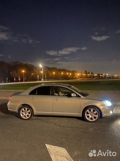 Toyota Avensis 2.4 AT, 2004, 178 000 км