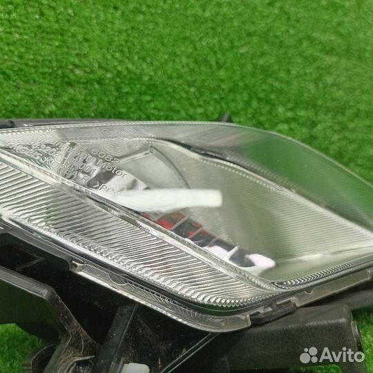Фара противотуманная правая SsangYong Actyon 2 SUV