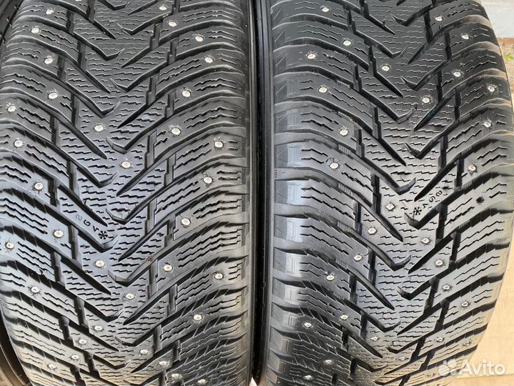 Nokian Tyres Hakkapeliitta 8 SUV 235/55 R17