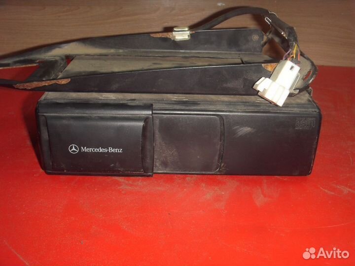 Ченджер компакт дисков A1638200589 Mercedes W163