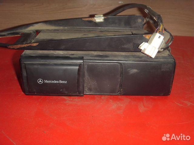 Ченджер компакт дисков A1638200589 Mercedes W163