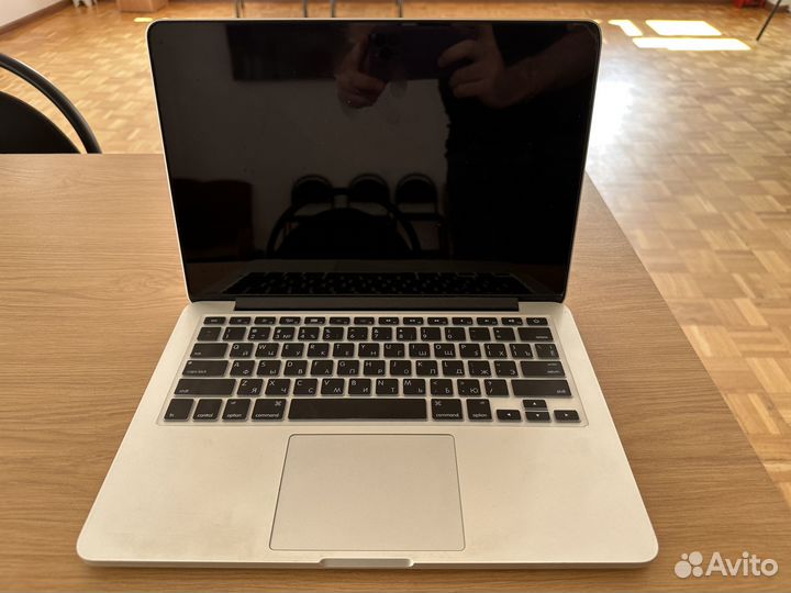 MacBook Pro 13 2015 i5/8g/128gb