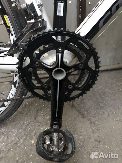 Шоссейный велосипед specialized