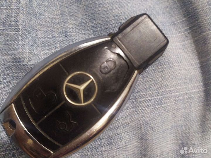 Ключ mercedes рыбка