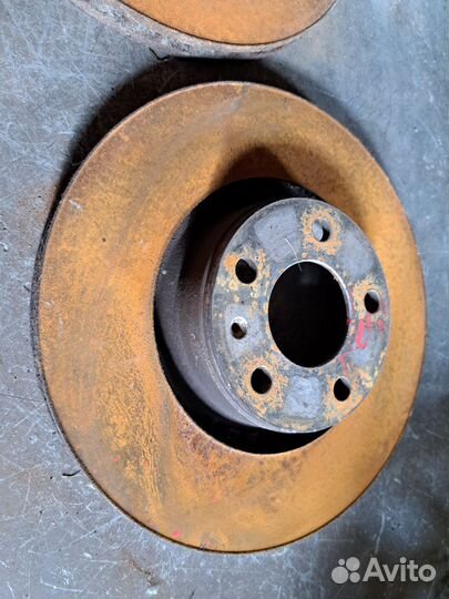 Диск тормозной передний Audi A6 C6