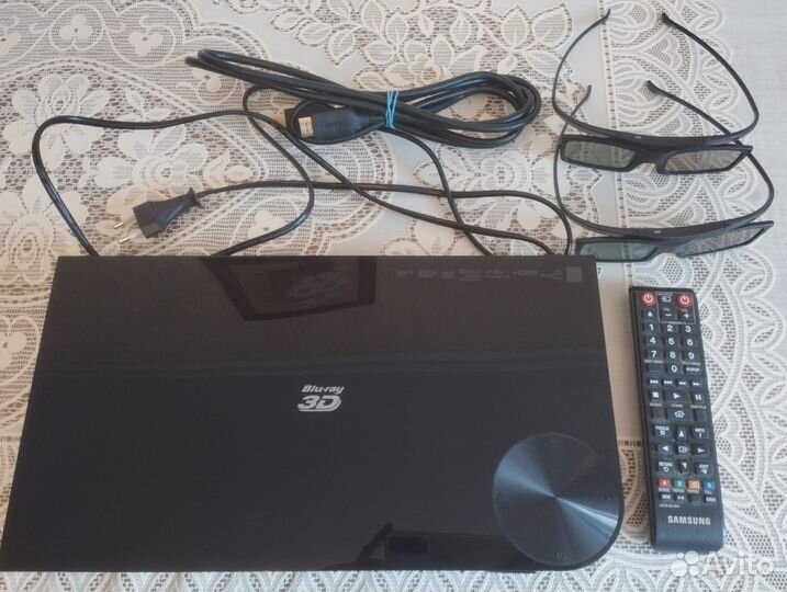 Проигрыватель дисков 3 D blu -ray samsung