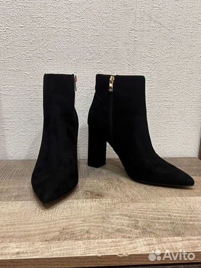 Шикарные новые ботильены 