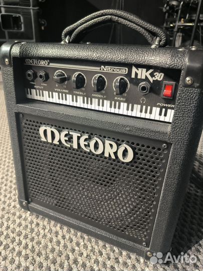 Комбоусилитель Meteoro nk30
