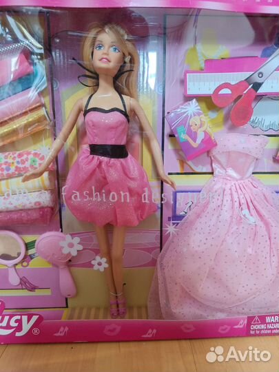 Кукла Барби швея