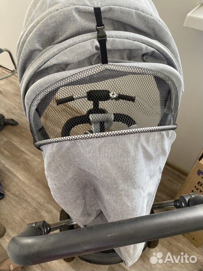 Детский трехколесный велосипед с ручкой