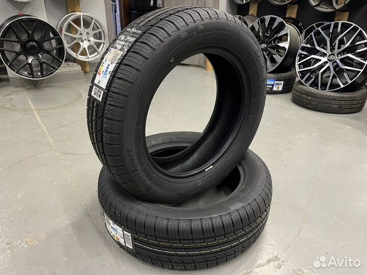 Royal Black Royal Sport 215/60 R17 96H