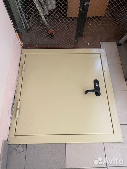 Двери технические противопожарные люки