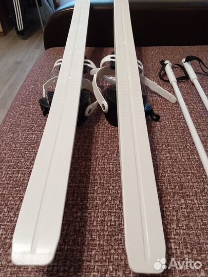 Лыжи детские с палками и креплениями