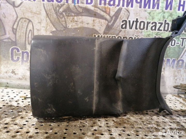 Кожух подрулевой Skoda Octavia III (A7)