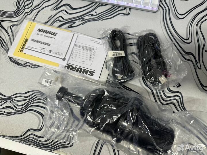 Микрофон Shure mv7