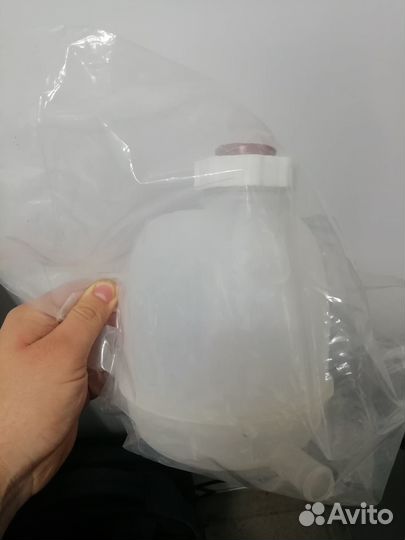 Расширительный бачок renault