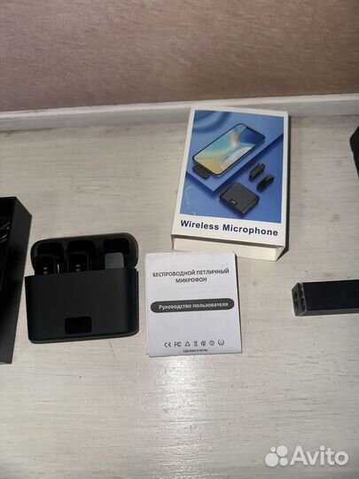 Петличный микрофон