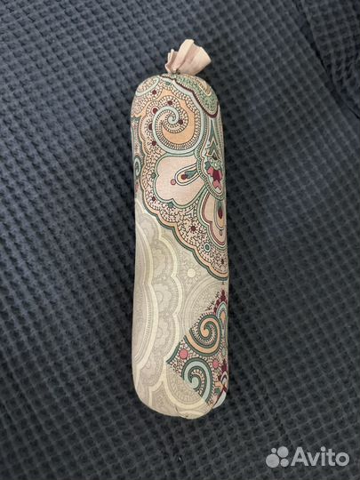 Подушка валик