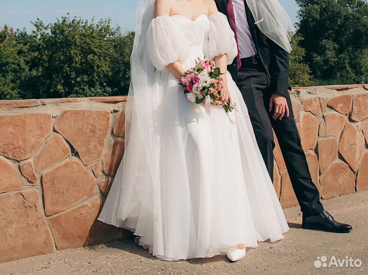 Свадебное платье