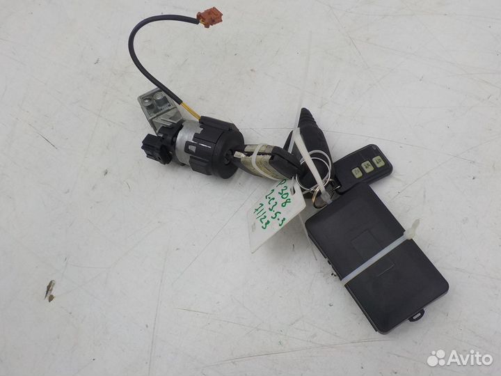 Замок зажигания Peugeot 308 2011-2015