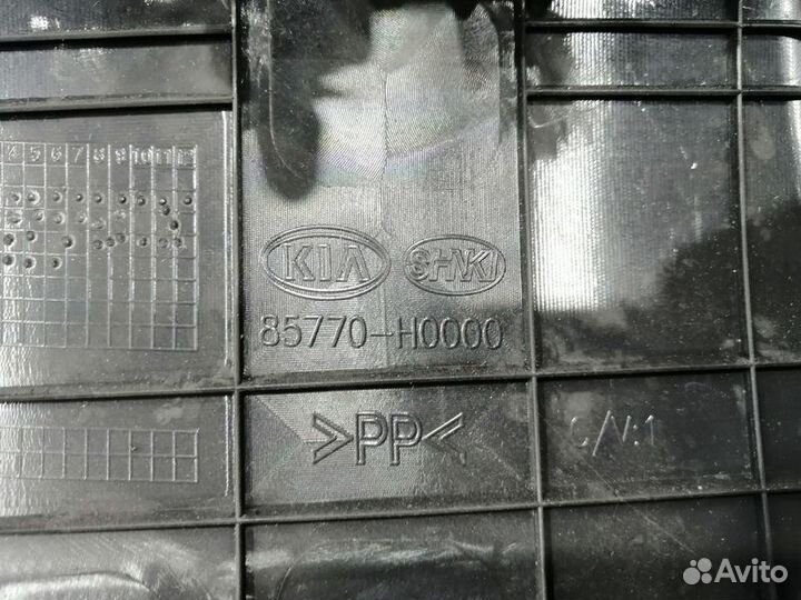 Обшивка задней панели багажника Kia Rio 4 седан