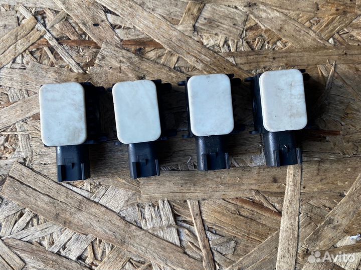 Датчик удара mazda 3 bk