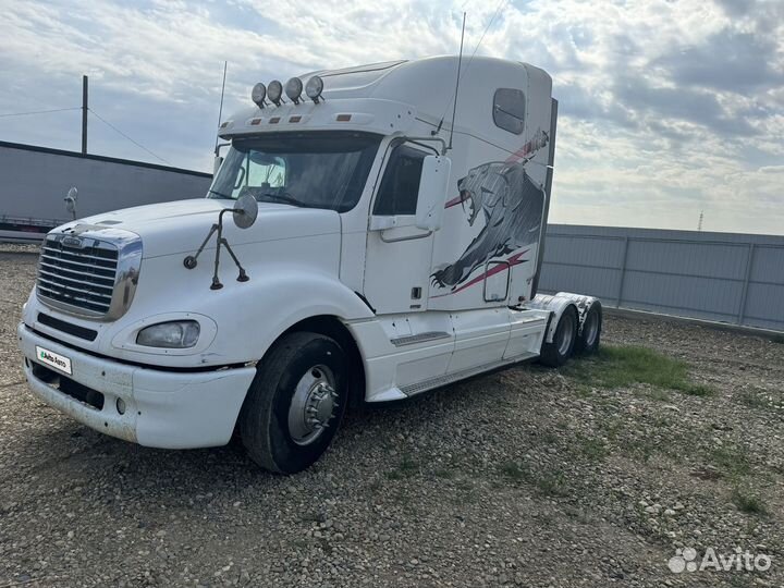 Freightliner Columbia, 2003