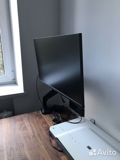 Монитор 27'' Dell U2719D + кронштейн