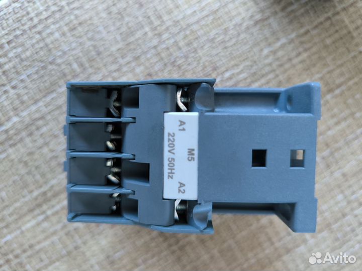 Контактор schneider electric Lc1 e25 10