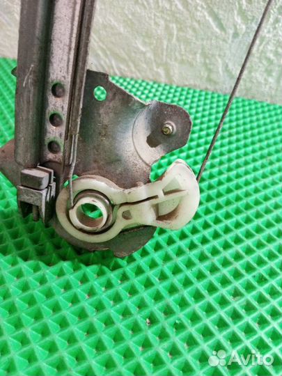 Стеклоподъемный механизм задний правый Rover 75