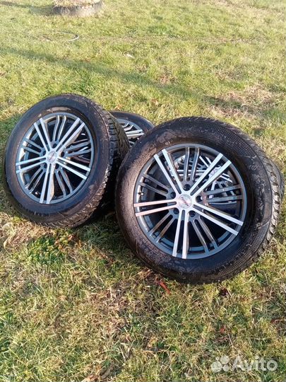 Kumho 722 255/55 R18