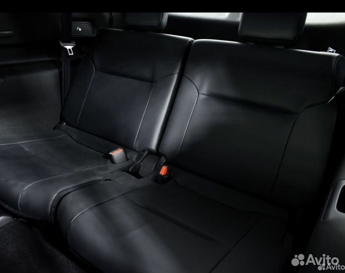 Mitsubishi Outlander, 2023