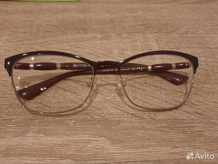 Очки с диоптриями оправа Vogue с фианитами новые