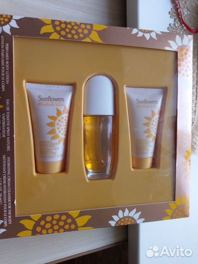 Оригинал.Elizabeth Arden Sunflowers.Набор-3шт.5лет