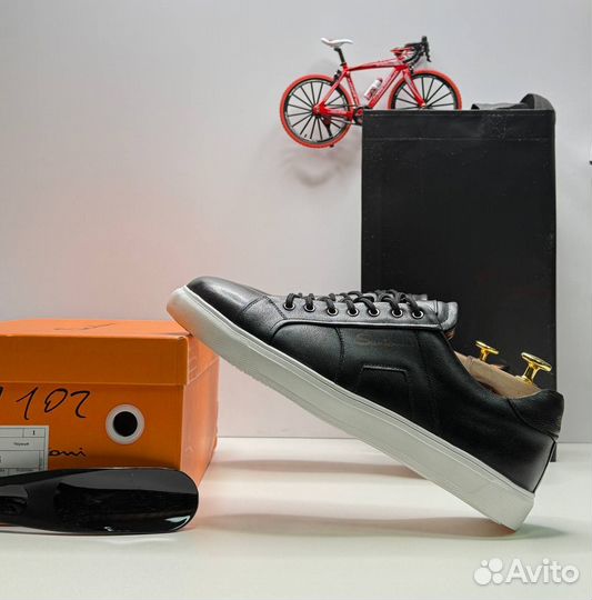 Кеды мужские кожаные santoni