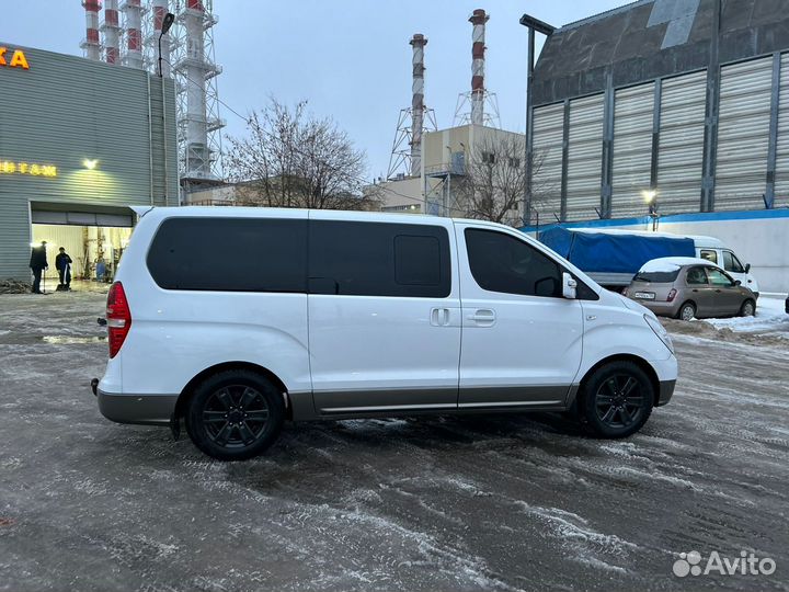 Hyundai Grand Starex 2.5 AT, 2009, 320 000 км