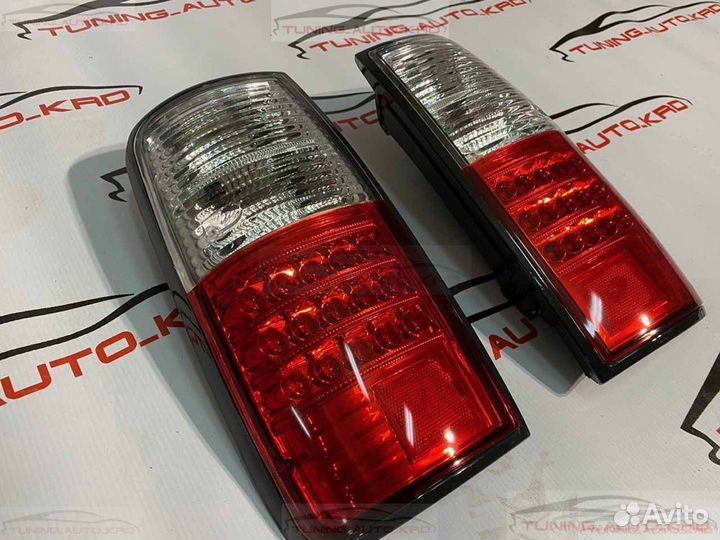 Фонари задние стопы Toyota Land cruiser 80 B6795