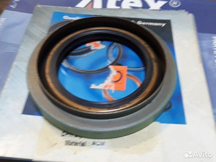 Сальник хвостовика 80x130.2x12/20