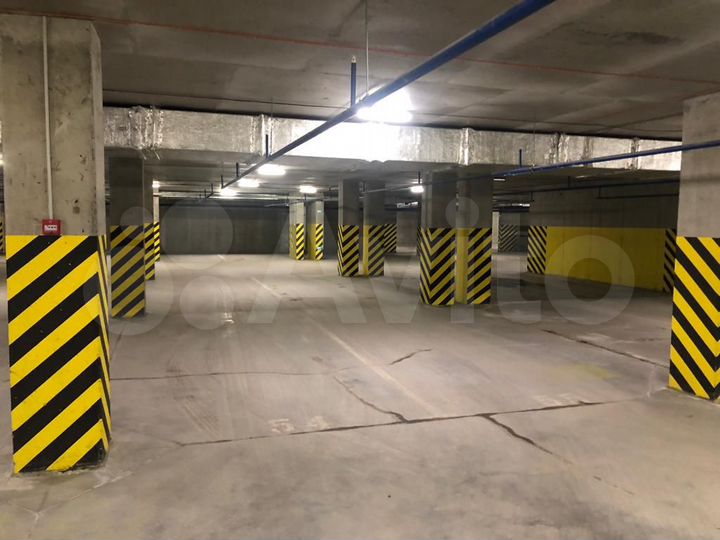 Машиноместо, 18 м²