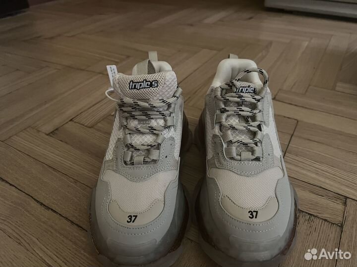 Продажа женской обуви