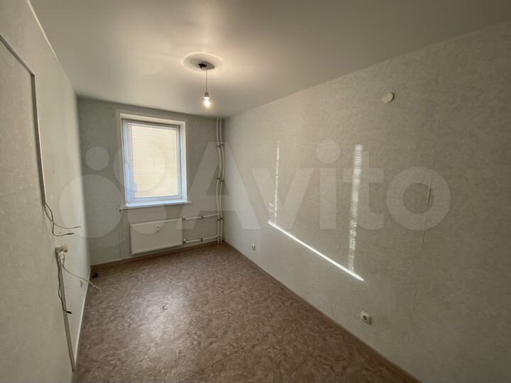 2-к. квартира, 42 м², 1/3 эт.