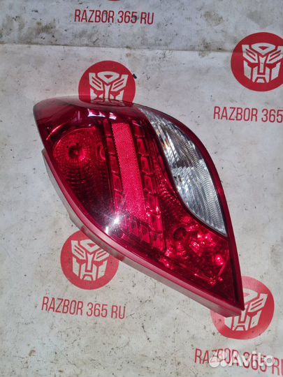 Фонарь правый Peugeot 207 хетчебек EP6 EUR 5 2011