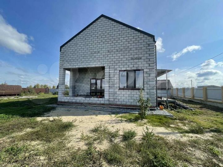 Дом 218 м² на участке 18 сот.