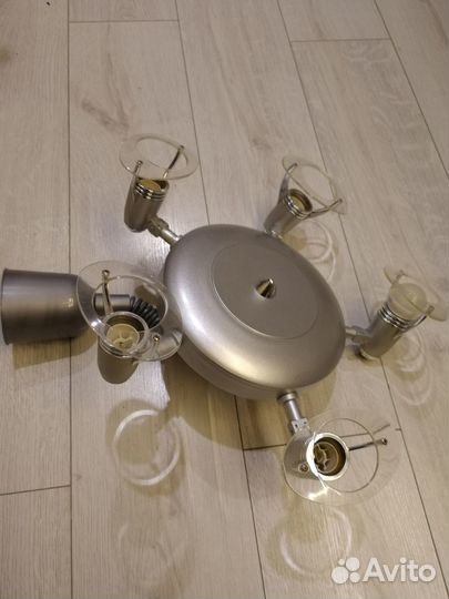 Люстра подвесная потолочная