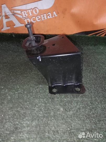 Крепление ремня безопасности заднее правое