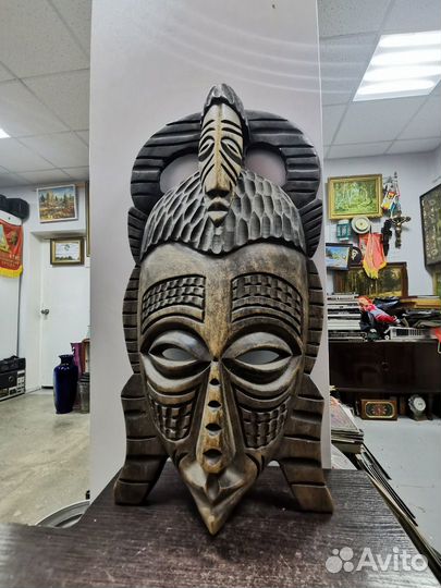 Маска дерево Африка