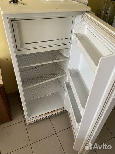 Холодильник