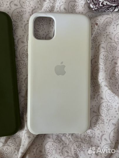 Чехлы на телефон iPhone 11
